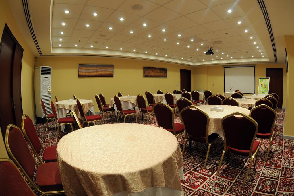 Hala Hotel Khobar Bagian luar foto