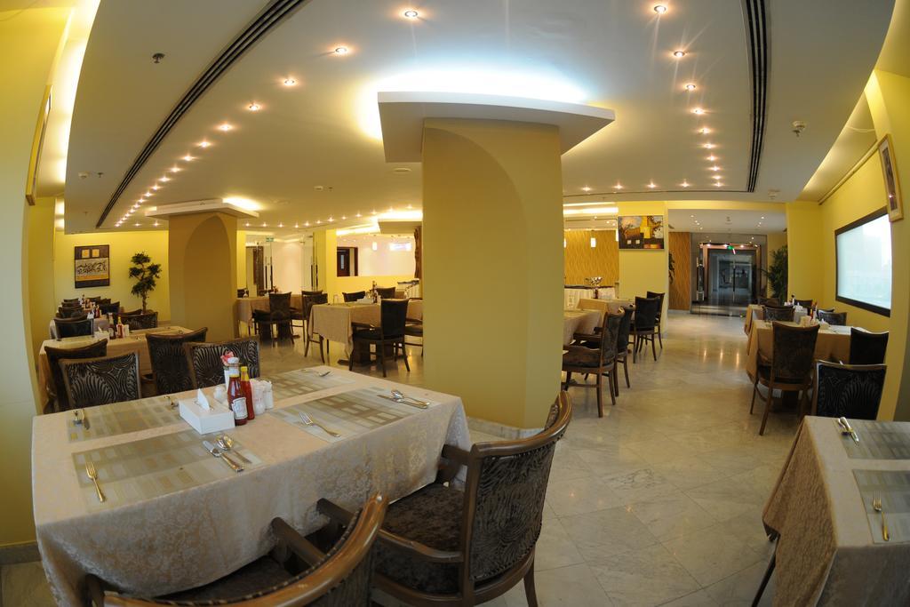 Hala Hotel Khobar Bagian luar foto