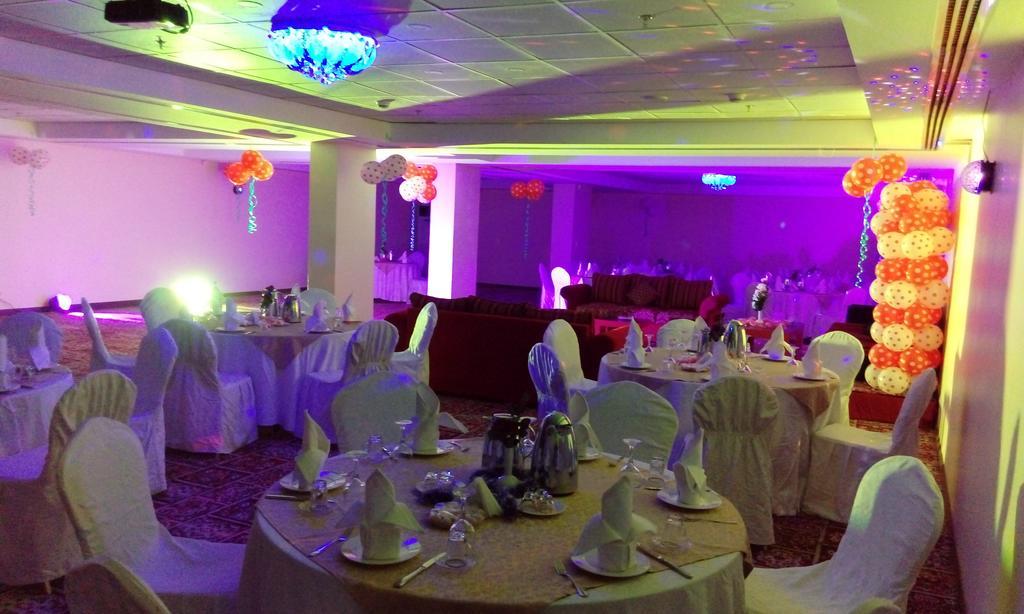 Hala Hotel Khobar Bagian luar foto