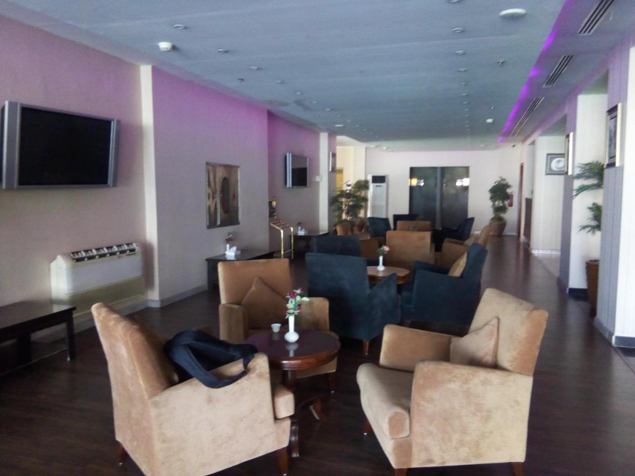 Hala Hotel Khobar Bagian luar foto