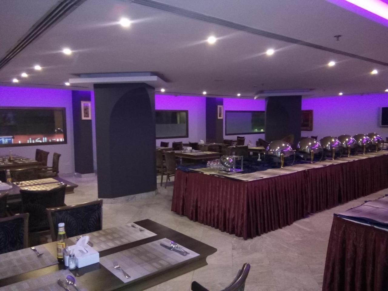 Hala Hotel Khobar Bagian luar foto