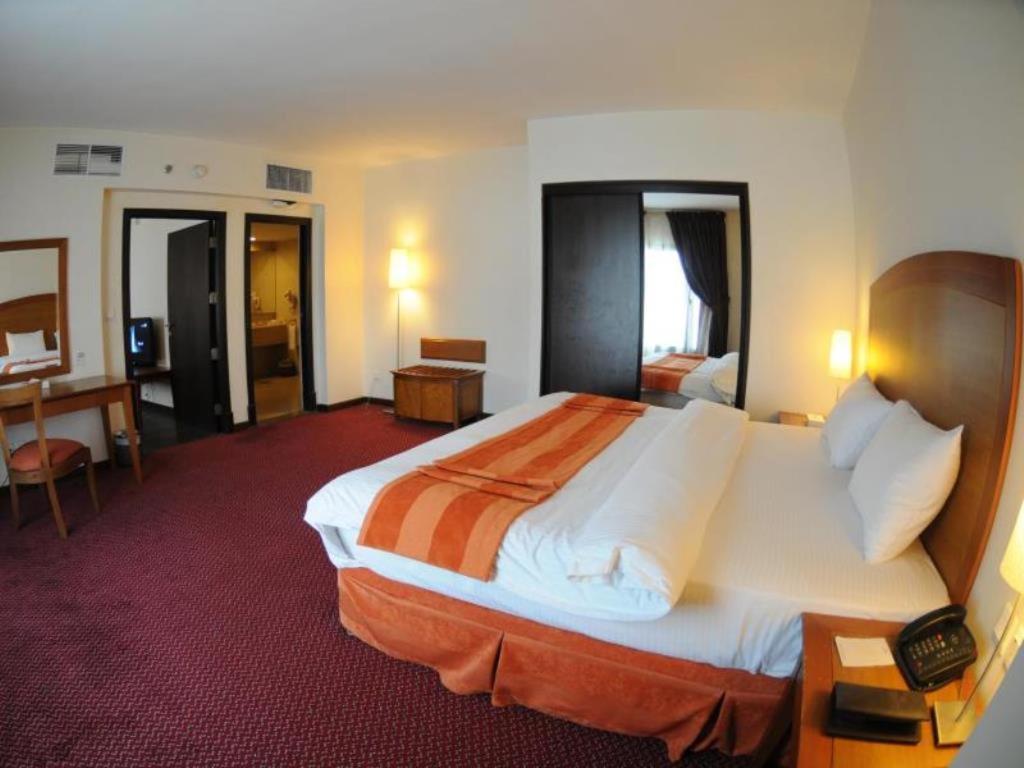 Hala Hotel Khobar Bagian luar foto